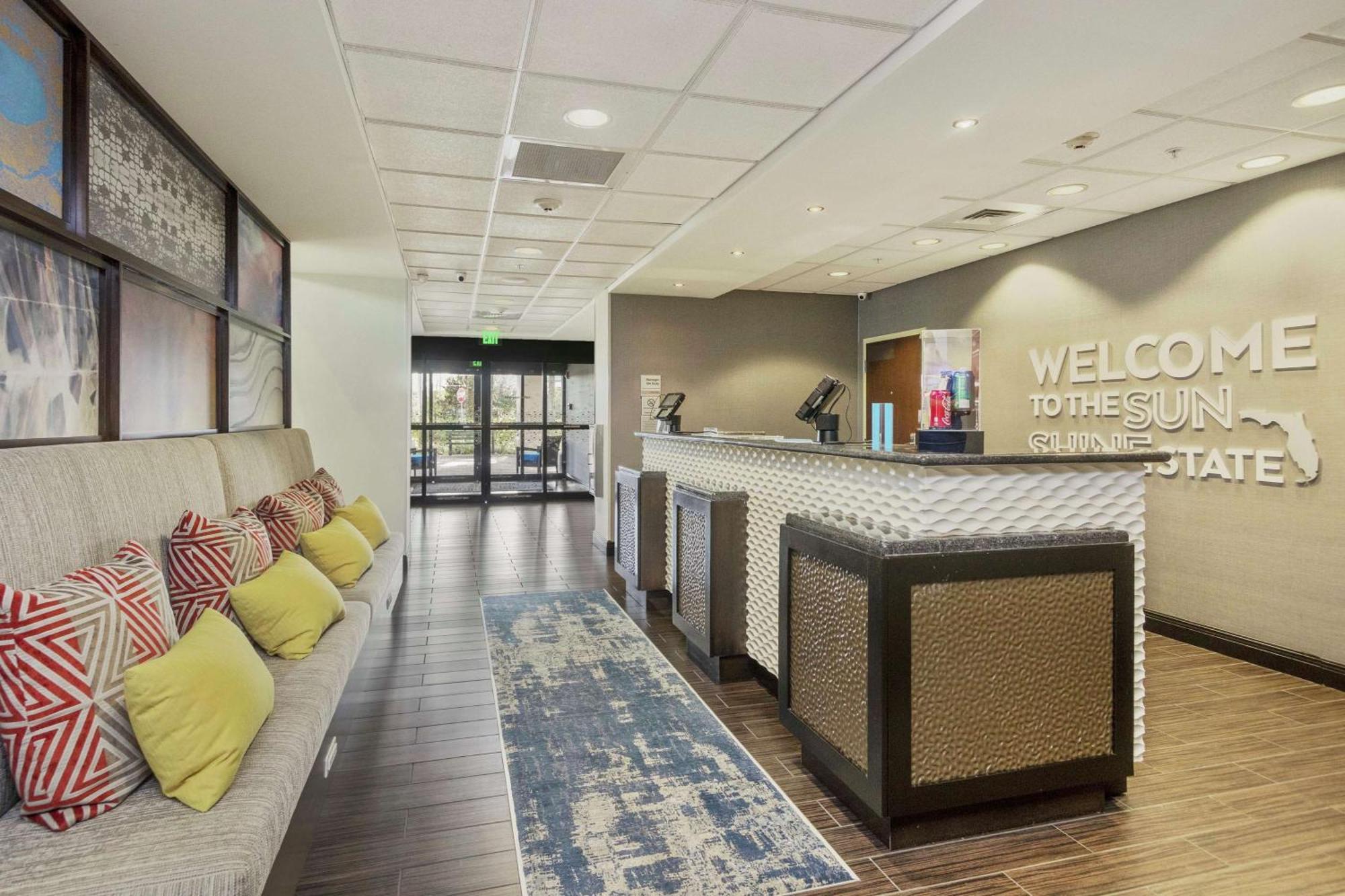 Hampton Inn & Suites Orlando-Apopka Forest City Экстерьер фото